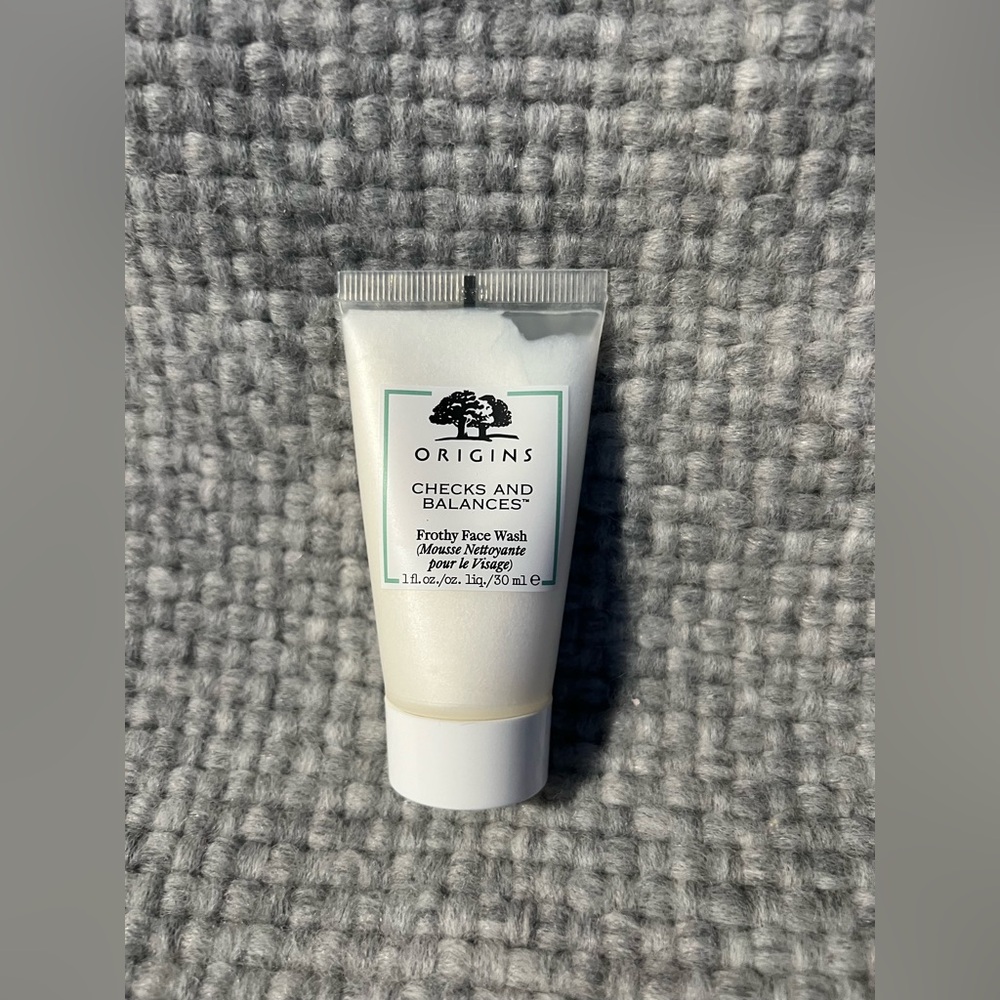 Origins: Checks & Balances Frothy Face Wash (1floz)